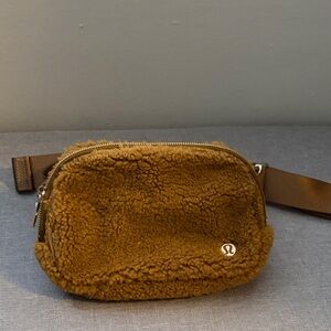 Lululemon belt bag
